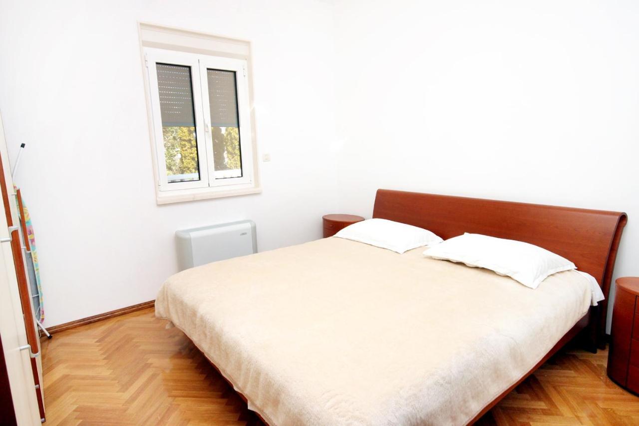Family Friendly Apartments With A Swimming Pool Rogoznica - 7557 Ngoại thất bức ảnh