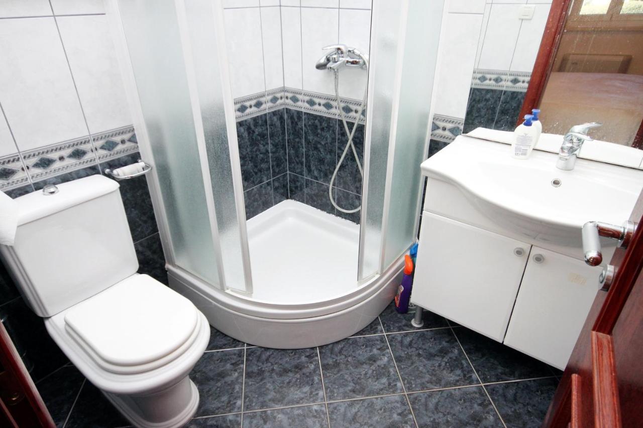 Family Friendly Apartments With A Swimming Pool Rogoznica - 7557 Ngoại thất bức ảnh