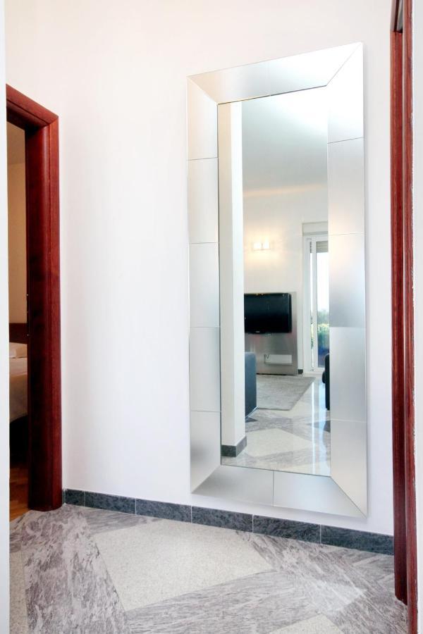 Family Friendly Apartments With A Swimming Pool Rogoznica - 7557 Ngoại thất bức ảnh