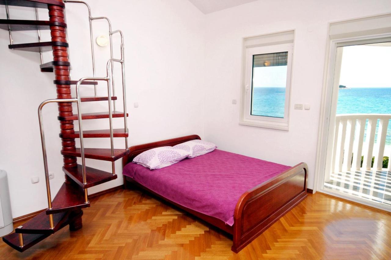 Family Friendly Apartments With A Swimming Pool Rogoznica - 7557 Ngoại thất bức ảnh