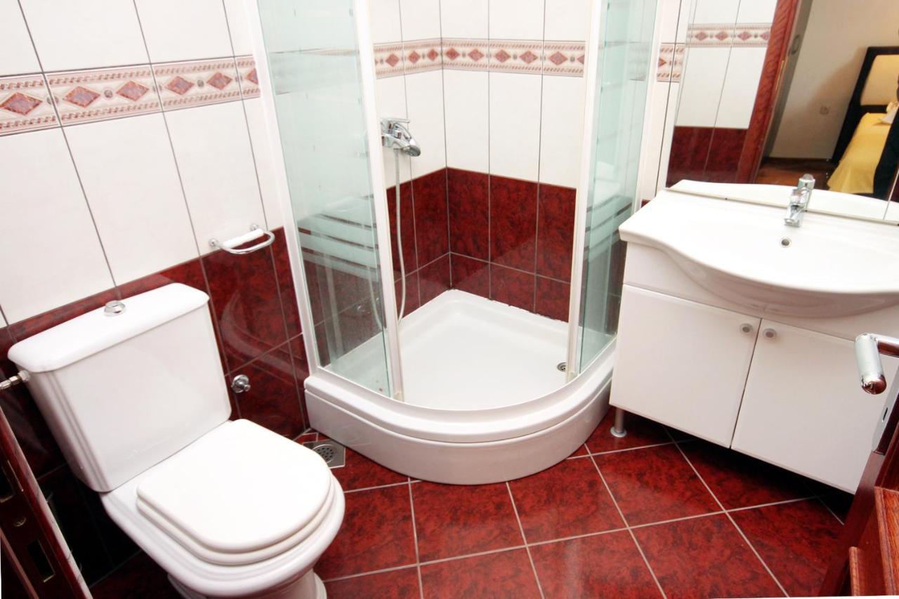 Family Friendly Apartments With A Swimming Pool Rogoznica - 7557 Ngoại thất bức ảnh