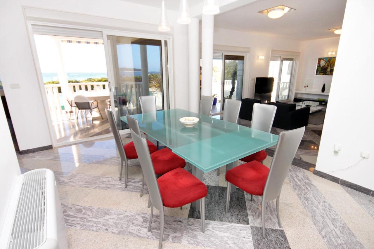 Family Friendly Apartments With A Swimming Pool Rogoznica - 7557 Ngoại thất bức ảnh